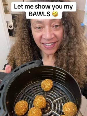 Potato tofu balls: crispy, delicious, and perfect for any occasion! 🥔✨ Try them out and thank me later! #plantbasedrecipes #plantbasedtiktok #plantbaseddiet #EasyRecipes #homemadesnacks #healthysnacking #tofurecipes #recipecreator #EasyRecipes #homemaderecipes #recipeideas #foodcreations #cookingtutorial #cookingvideos #recipeoftheday #kitchencreations #tastyrecipes #plantbasedfoodcoach 