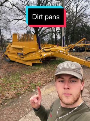 What is a dirt pan? Have you ever seen one of these at a construction site? #scraper #dirtpan #dirt #construction #bigboytoys #tractor #learning 