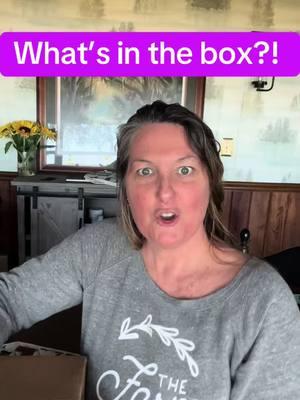 Who else loves unboxing videos?  I’m always curious “what did you get and why?” Come check out my latest delivery 🥰 #unboxing #unboxingvideo #unboxingvideos #whatsinthebox  #joyoflivingessentially  #jolehealthandwellness #springlakelodge 