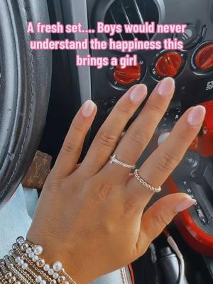 so much happy hehe💖💅 #fyp #foryoupage #Vlog #vlogs #nails #nailsoftiktok #funnybunnynails #bubblebathnail #nailinspo #dayinmylife #dayinthelife #bama #bamarush #bamarushtok #bamarushweek #bamarushtok2023 #bamarushtok2024 