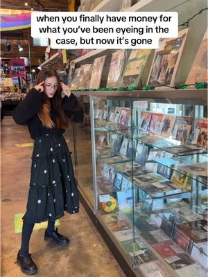 it’s true heartbreak, but the universe said it wasn’t meant to be #criminalrecordsatl #recordstore #newvinyl #coloredvinyl #usedvinyl #areyoukiddingme #ineedtocalmdown #recordcollection 