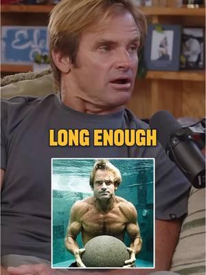 How long can Laird Hamilton hold his breath underwater? 🤔 #underwater #lairdhamilton #breath 