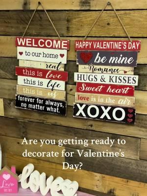 These signs come as a set! Perfect for hanging up together or to use in separate spaces 💓 #valentinesdaydecor #valentinesdaydecoration #valentinesdaydecorations 