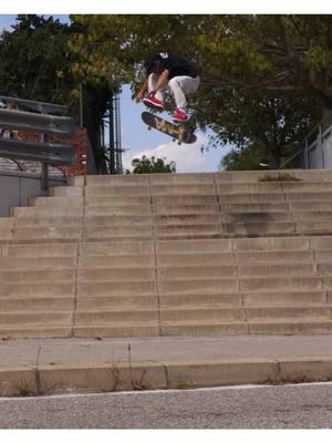 Chris Joslin battles for a massive tre in his new “JOYCE” part #Thrasher #SkateAndDestroy #Skateboarding 