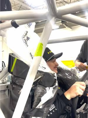 Watch @Justin_Haley_’s race seat come to life. #nascar #spiremotorsports #racing #daytona #viralvideo #fun 