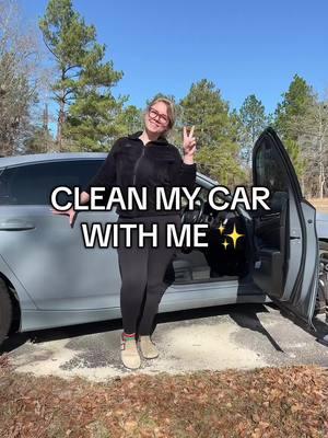 Clean my car with me #honda #hondaccordsport #summersfriday #instacart #nursesoftiktok #nurse #RN #CleanTok #northface #boggbag #lululemon #dayoff 