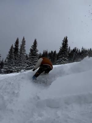 seth rippin powder at copper 🏂 #GilsonSnow #Snowboard #Powder 