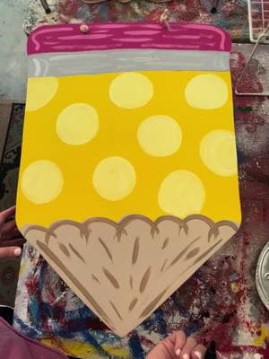 Help me Detail a Pencil Door Hanger #doorhangersoftiktok #doorhangers #graciemaesgifts #teachersoftiktok #teacherlife #teacher #pencil #pencilart #pencildoorhanger #personalizedgifts #handpainted 