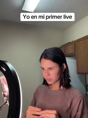 Yo en mi primer live.   Próximamente🤣 #primerlive #humor #paratiiiiiiiiiiiiiiiiiiiiiiiiiiiiiii #🤣🤣🤣 #risa 