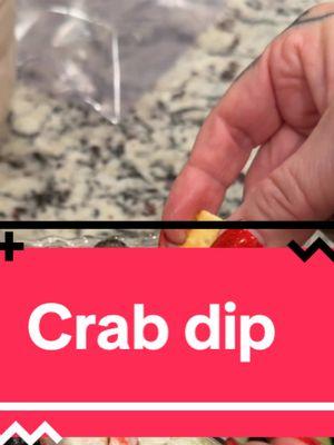 Crab dip #dip #crabdip #crab #imitationcrab #fyp #tt #mommapeaches #dips #Recipe #bbq #recipeideas #snack #snacks #healthysnack 