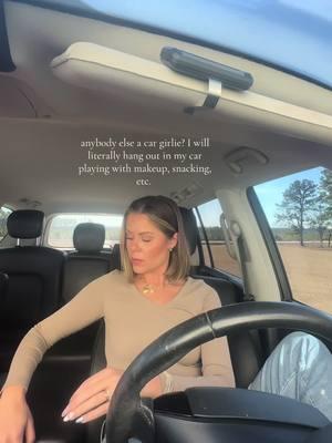 What is it about sitting in the car? #bekahratliff #reeveandluke #goldjewelry #charmnecklace 