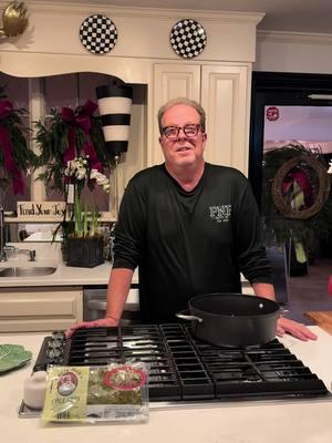 Happy New Year, friends!  We are whipping up some Uncle Bob’s Collards and can’t wait for y’all to try them for yourselves!  Check out your local @carlieciga for Uncle Bob’s Collards & @tartsproduce for the pickled okra! Shout out to @melshealthymeals for the OO rec! Try them out! Let us know your spin on collards! Find your joy! #cookingwithjeffrey #athomewithjeffrey #collards #unclebobscollards #jeffreysurlesliving #findyourjoy 