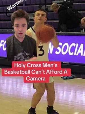 Holy cross what’s going on guys #holycross #holycrossbasketball #collegeoftheholycross #gosaders #gocrossgo #gocrossgo✝️ #loyolamaryland #patriotleague #greenscreen 