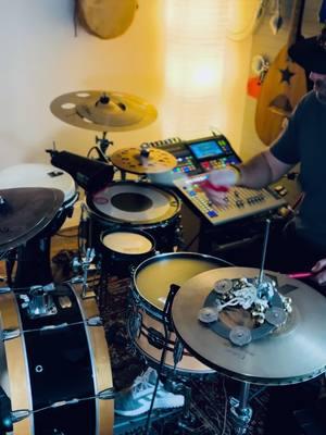 2025 Vibes #ChopsUnder🏗️ 🔻🔻🔻 Check Out The Link In My Bio for my “Drum Practice Routine” Lesson ____________ #drumpractice #drumgroove #drums #drummer #drumbeat #bateria #bostonmusician 