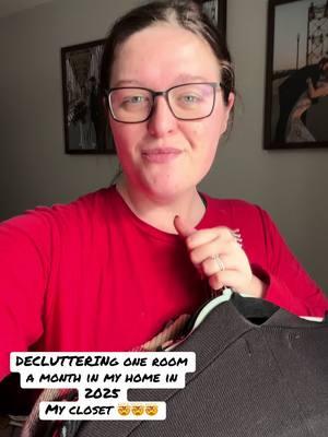 Closet Cleanout PART 4!  #fyp #foryoupage #cleaning #closetcleanoutseries #organization #cleanoutmycloset #decluttering #CleanTok #organize 