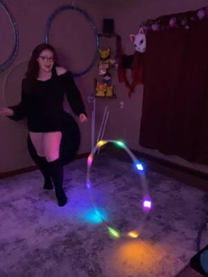 Ooo, pretty colors✨ @Astral Hoops #hulahoop #flowarts #LED #smarthoop #dance 