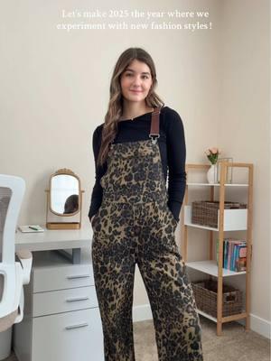 Who’s with me?! I normally wouldn’t reach for these leopard overalls but I’m obsessed with how they look! ✨ #2025 #fashion #fashionstyles #fashiontrends #fyp #trending #fypシ #newyear 