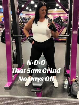 2025 First 5am grind of the year! Month 25 and kicking A$$  @Planet Fitness 💪🏋️#👑🦋moyocoyotzin🦋👑 #ndo #nodaysoff #canyoukeepupwithme #mylife #myway #discipline #fy #gym #california #newyear #gymtock #grind #5am 