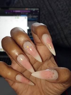 this been in my drafts but I'll post it since tiktok will probably be gone soon 🤣🤣🤣 this sound 💀😭 #pressonnails #sheinpressonnails #pressons #2dollars 🤭 #zflipquality #zflip5quality #zflip5 