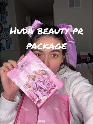 🥹 I’m just so happy words can’t express how this makes me feel ahh I’m so happy thank you so so much @Huda Beauty I feel like I’m dreaming @hudabeautyshop @Huda #hudabeauty #hudabeautyubebirthdaycake #ube #ubebirthdaycake #newmakeup #unboxingprpackage #hudabeautygiftedme #hudabeautyeasybake #electriclilac #easybakeube #latinascreate #contentcreators #prpackage 