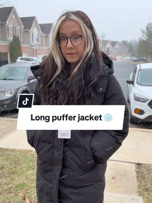 The WARMEST jacket I’ve ever owned, & the first snow of the year ❄️ - #pufferjacket #longjacket #womensclothing #shopping #TikTokShop #fyp #foryoupage #puffercoat #snow #firstsnow #december #tiktokclothes #snowing 