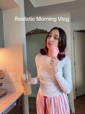 First morning vlog of the year!!! Missed u guys sm were soooo backkkkk #morningroutine #morningvlog #dentist #dayinthelifevlog #morninginmylife #motivation #productive #asmrvlog #skincareroutine #skincareasmr #creatorsearchinsights 