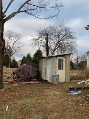 Chimney smoke and ductwork #chimneysmoke #woodfurnace #woodburningfurnace #outdoorfurnace #heatshack #farmlife 