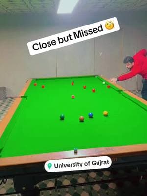 #snooker 🎱 Close but Missed 🧐 #nexttime #problemkiller #2025 #happynewyear #gujrat #dontunderreviewmyvideo #creatorsearchinsights #pakistan #foryoupage #tending #viralvideo #foryo #happyholidays #snooker #shot #ball #shot 