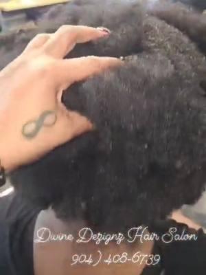 I can't! This is beyond me!  I got anxiety the moment she took the bonnet off! #bonnetchronicles   #lordhelpme  #naturalhai  #thickhair  #before  #prayersplease  #smh  #instantheadache  #staytuned   #fbreels  #instadaily  #hairtok #foryoupage #fypシ゚viral 