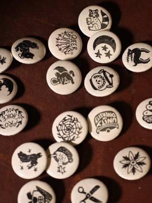 🧷Been putting my button press to good work lately, packs of four are out now. 🩶 #diybuttons #whimsygoth #goblincore 