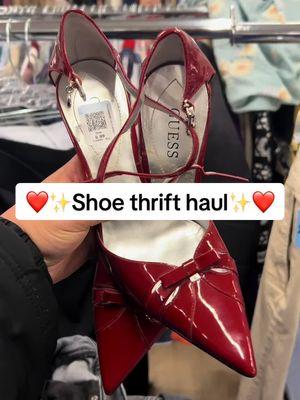 As a wide foot girly this was a thrift blessing 🥹🥹 #thrifthaul #thrifttok #thrifting #shopsecondhand #thriftvlog #thriftwithme #thriftqueen #thrifting #thrifty #thrift #thrifted #comethriftwithme #thriftfinds 