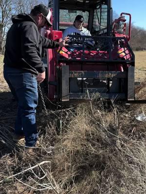 Just pulling up old pipe to rebuild the fence. #Takeuchi #PipeFence #Fence #TrackLoader #KeepRanchin 