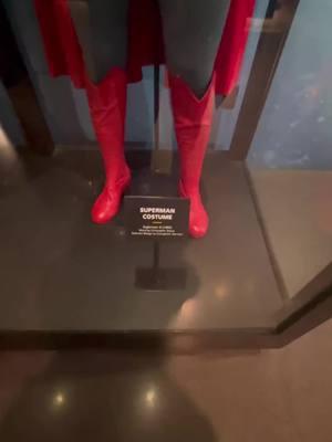 Superman at Warner Bros Studio #superman #fyp #christopherreeve #marlonbrando #classicfilm #classic #dccomics #johnwilliams #warnerbros #superhero #hero #shorts #funfact #wicked #elphaba #arianagrande #cynthiaerivo 