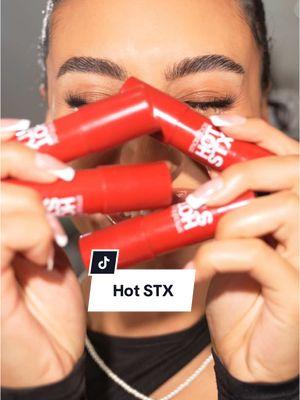 🚨 THE PIGMENNNNNT!!! Had to give you guys a first look at the new Hot Stx by @Smashbox Cosmetics from their SBX Rated line. When I tell you I am obsessed.....omg. Which one should I try first?! ❤️‍🔥 #sbxrated #hotstxblush #sbxambassador #smashbox