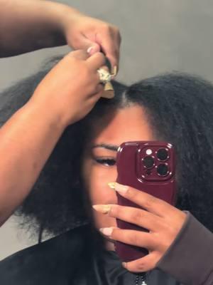 POV: You locked in on your natural hair growth for the entire fall Semester 👸🏾🤭 #naturalhair #naturalhaircare #hairinfluencer #camillerose #carolsdaughter #cecred #sheamoisture #hairgrowth 