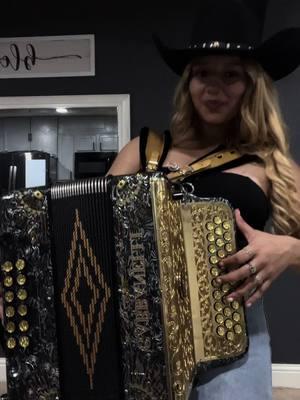 A mi,¿Qué me quedó?🤠 #annieg #acordeonista #viral #musica #fypppppppppppppppppppppppppppppppppppppppppppppppppppppppppppppppppppppp #accordeon #annie #annieyalig #explorepage #musicanorteña #invasoresdenuevoleon 