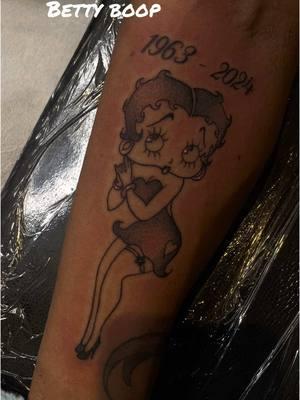 Betty for the day! Manifesting more better art this year! Please follow! PLEASE REPOST! Show some love and leave some love #fyp #sacramentocounty #chicanoartist #queertattooartist #sacramentotattooartist #tattoos #bettybooptattoo #bettyboop 