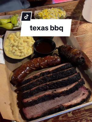 looooove me some bbq 😋#texasbbq #hutchinsbbq #brisketbbq #mukbang 