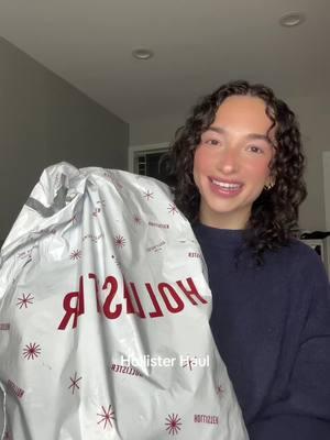 Hollister ate once again. #hollisterhaul #hollisterpartner @hollister 