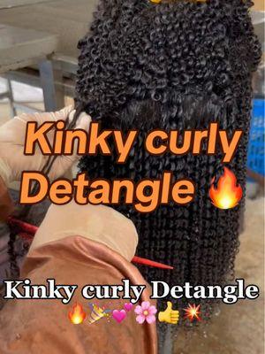 Kinky curly detangle🔥💕🎉 #lacefrontwig #hdlacewig #elvahair #byebyeknotswig #singleknotswigs #virginhairwig #lacewig #foryoupage 