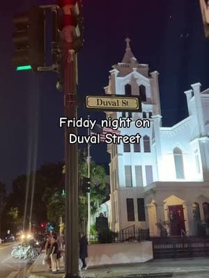 Friday night on Duval Street #keywest #keywestflorida #floridakeys #duvalstreet #thingstodoinkeywest #january #friday #visitkeywest #keywestvacation #experiencekeywest 