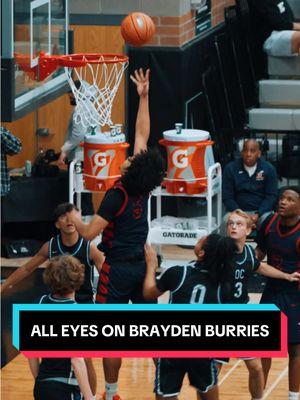 All eyes on #BraydenBurries 😮‍💨 #HoophallWest @NBA Future Starts Now @Spalding @NikeTOC #basketball #hsbasketball #playerofthegame #hoophall #mbb #niketournamentofchampions #nbafuturestartsnow #spalding