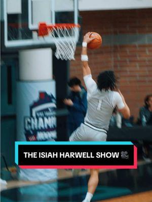 It’s the #IsiahHarwell show. 🤩 #HoophallWest  @NBA Future Starts Now @Spalding @NikeTOC #basketball #hsbasketball #playerofthegame #hoophall #niketournamentofchampions #nbafuturestartsnow #spalding 