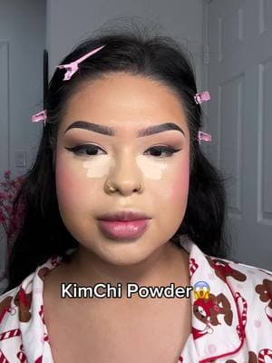 Do yall like this powder??😱 Should I try another color?? It did brighten up my under eye 😍 #settingpowder #kimchipowder #brightundereye #smoothundereye #makeuptutorial #mattepowder #makeuptips #BeautyReview #makeupreview 