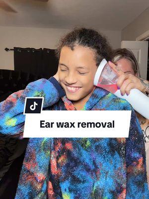 Ear cleaning on the next level ! #cleanears #earwaxremoval #clean #waxremoval #cleanthoseears #1010recommend #tiktokshopping #tiktok 