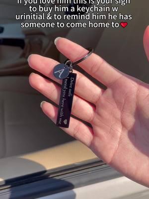 Your sign🫶🏻🚘🎁✨ #vdrivesafe#ValentinesDay#Love#TikTokShop#tiktokfinds#giftideas#gift#husband#boyfriend#bf#trending#son#keychain#car#safe #foryoulove 