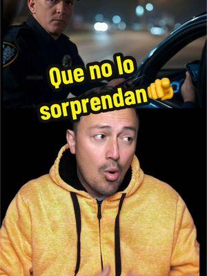 Qué no lo sorprenda las nuevas leyes🚨 . . . . . . . #NuevaLey #California2025 #LeyCalifornia2025 #Manejar #Conducir #Policía #CelularEnLaMano #presteatencion  