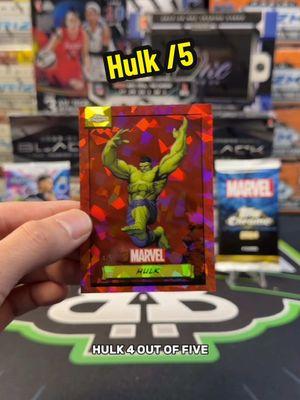 What was Carl even tryna say?? 😭😭 #fyp #marvel #toppschrome #cardbreaks #tradingcards 