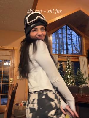 i almost died  #syrian #skiing #skiseason #winterfashion #smokeymountains #cabin 