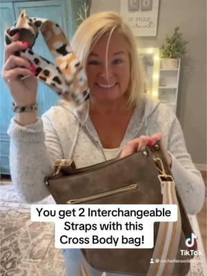 Which strap is your favorite? BEST crossbody bag under $20!!  You get both straps with this bag!  Mine is color: MUSHROOM  #bestcrossbodybags #crossbodybag  #affordablefashion #femalefashioninfluencers  #cuteclothestobuy  #rochelleraedesigns #tiktokshopfinds  #femalefashioninfluencers 